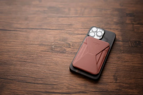 MOFT Snap-On スマホスタンド|とりあえず役に立つスマホアクセサリー